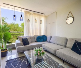 Designed amazing 3BR Apartment - Yalarent