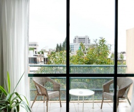 Diaghilev LOFT live art hotel