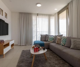 Enjoy Views of Jerusalem from Chic Flat