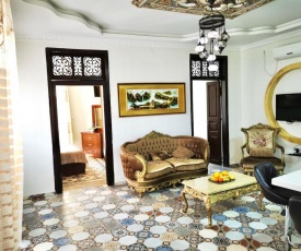 Family apartment with two bedrooms in Genoa square