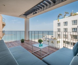 Front of Beach - Luxurious Residence