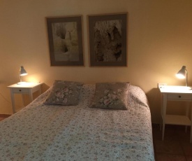 Gil's Guest Rooms