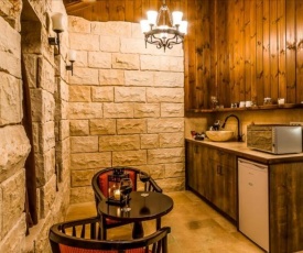 Gilad Cabins