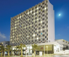 Grand Beach Hotel