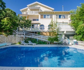 Ha'Seuda Ha'Achrona Suites