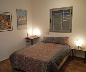 Herzelia Rooftop Special 2 Room Apartment