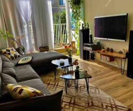 High end apartment , perfect holiday home , private parking ,elavator