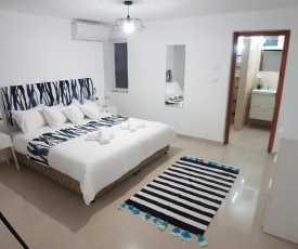 Hili Apartments