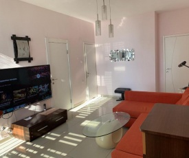 Holiday Inn Apartments