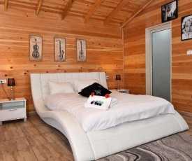 Ahuzat Hof Kinneret Chalet