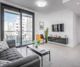 Kerem Hateimanim Area-3 BR with Balcony