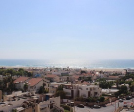 Keren's Sea View Apartment