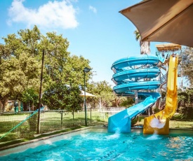 Kfar Maccabiah Hotel & Suites