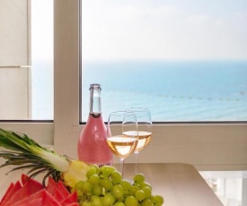 Leonardo sea view residence