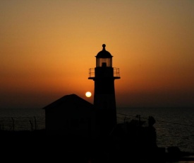 Lighthouse Suite - Acre