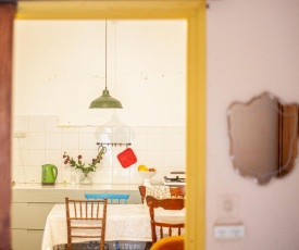 Lovely house In Nachlaot