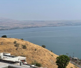 Lovely spacious 2 floor 2 bedrooms with great water view
