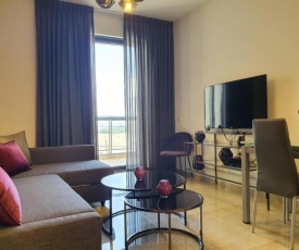 Luxurious 1bdr in city center