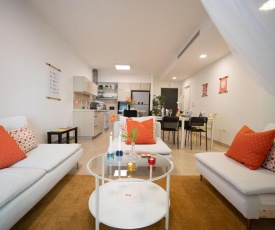 Luxury 3BR with terrace City Center