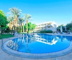 Luxury in Royal Park - Yalarent