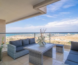 Luxury Marina Beachfront by Airsuite