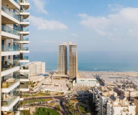 Luxury Near The Sea