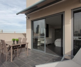 Luxury Penthouse 2 bed near Rothchild