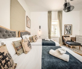 Mamila Pearl- luxury vacation