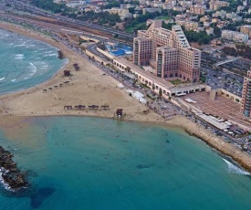 Almog Beach Apartments מגדלי חוף הכרמל חיפה