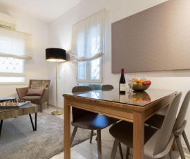 Modern Pearl in Historic setting