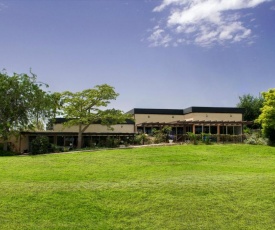 Nes Ammim Hotel