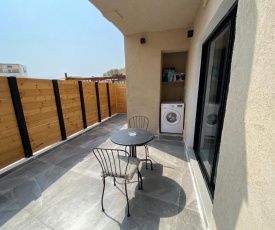 New boutique apartment with balcony