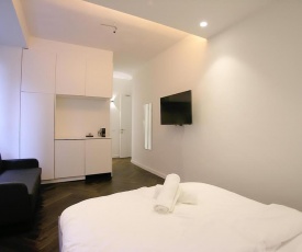 New suite apartment in front Hilton beach