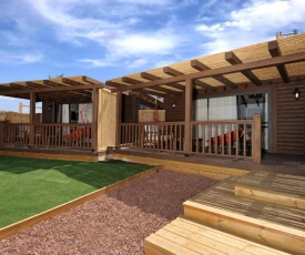 Noam Suites