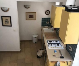 One bedroom Exquisite apartment at city center