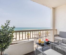 Amazing Panoramic Sea View With Balcony Best Location