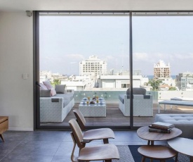 Peaceful 2BR Penthouse in Ben Yehuda 146 by HolyGuest
