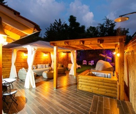 Private Garden House