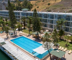 Ron Beach Hotel