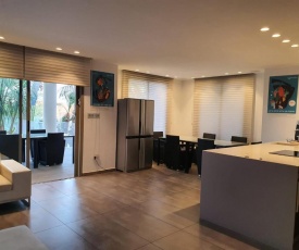 Royal Apartment with suimming pool