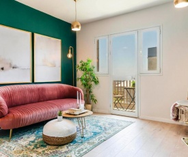 SALE RATE One BR Apt Amazing Location Near to everything