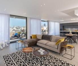 Shenkin Apartments by Master