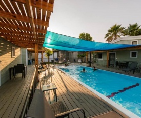 Somewhere - Chalets in the Arava