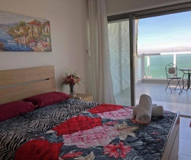 Spacious Apartment & Lovely View!