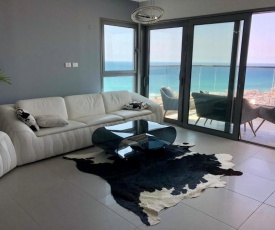 Apartment "Style City" With Sea View