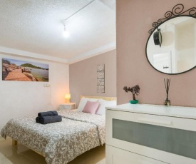 Studio Garden Apt close to Bahai Gardens
