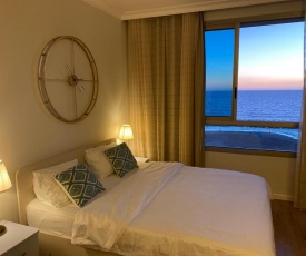 Studio in front of the sea