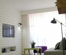 Stylish Apartment with a Patio close to the beach