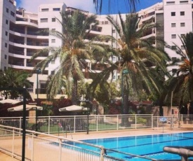 Stylish Private Garden Apartment W/ A Pool & Gym.