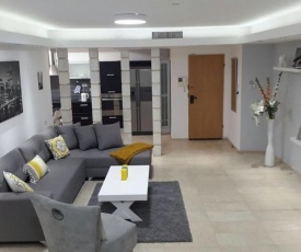 Sweethome26 EILAT Apt with Jaccuzzi / Free Parking
